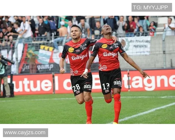 北安普顿主场迎战加的夫城双方争夺英冠积分榜关键战役