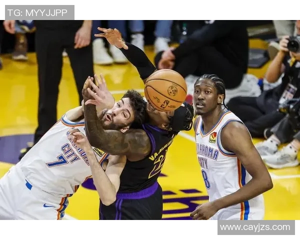 湖人对阵雷霆精彩赛事360直播全程回顾与分析